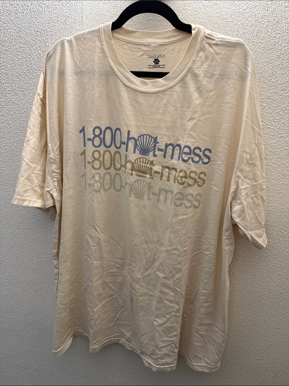 Staycation Cream Graphic Tee - 1-800-hot-mess Print